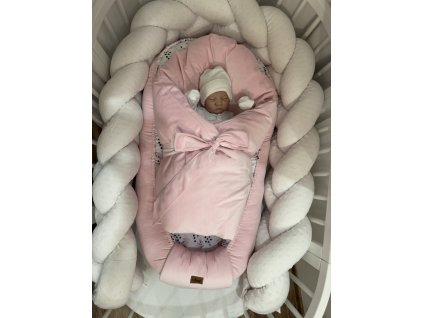 PÉŘOVÁ ZAVINOVAČKA - BABY PINK VELVET
