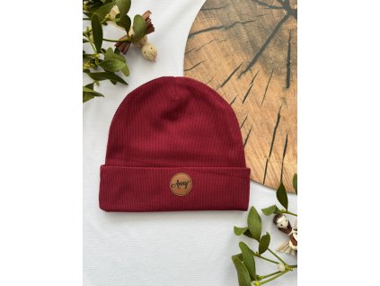 ŽEBROVANÁ ČEPICE -VÍNOVÁ