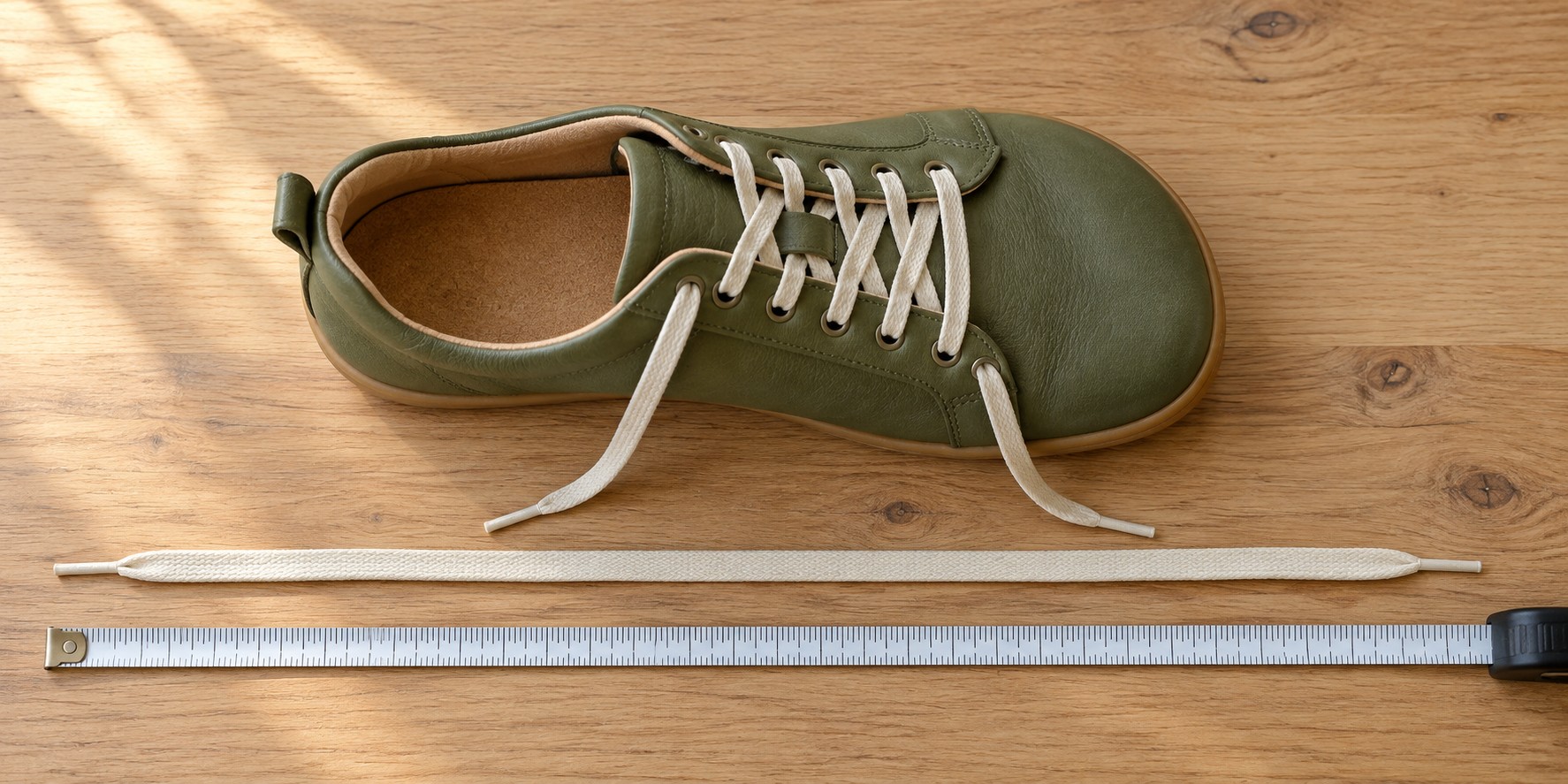 Wie lang müssen Schnürsenkel sein? Ersatz am eigenen Sneaker messen
