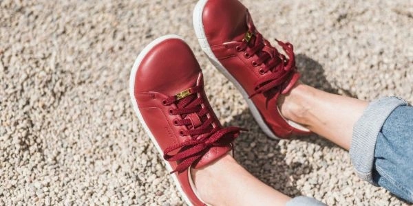 Barefoot shoes for school and the playground: what to consider