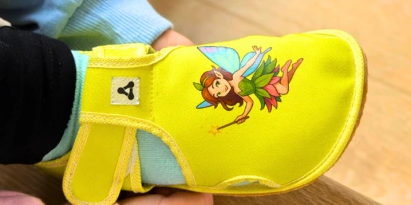 Indoor shoes for nursery: requirements, fit and everyday care