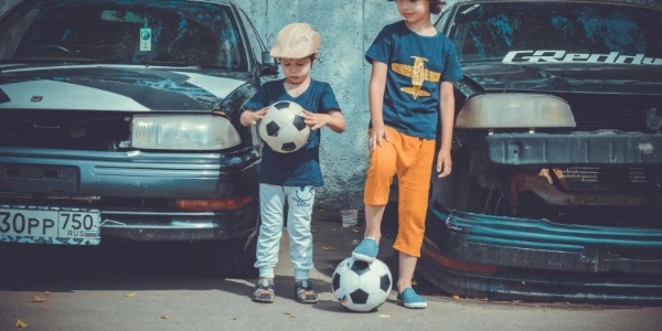 Second-hand children's shoes: what to check before passing them on