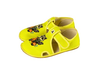 Antal Rascal Racoon front page