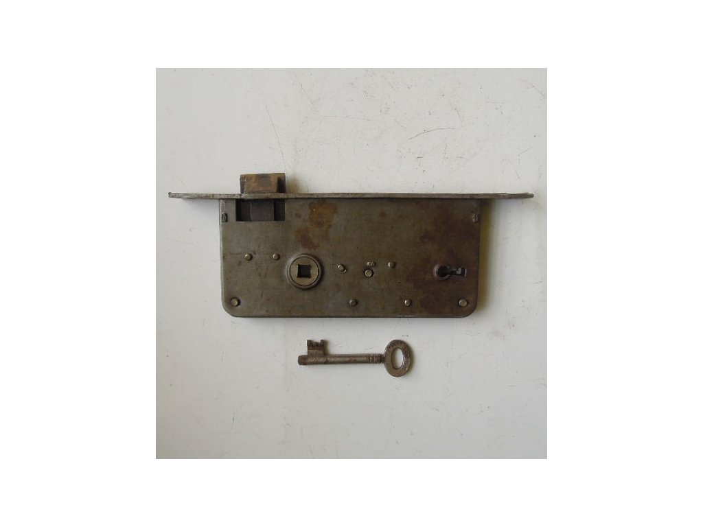 antikový zadlabávací zámek s klíčem,antikový zadlabávací zámek s klíčem,antikový zadlabávací zámek s klíčem