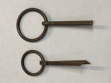 úchyt na nábytek  - kroužek