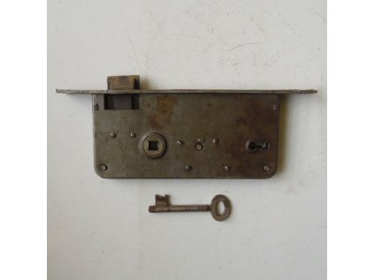 antikový zadlabávací zámek s klíčem,antikový zadlabávací zámek s klíčem,antikový zadlabávací zámek s klíčem