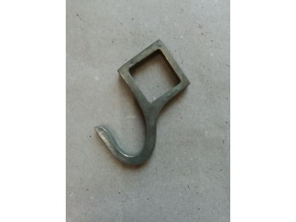 háček,antikové háčky na čtvercový profil- niklováno 5kusů,antikové háčky na čtvercový profil- niklováno 5kusů,antikové háčky na čtvercový profil- niklováno 5kusů