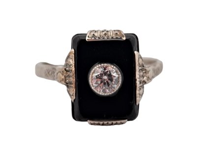 1. Starožitný stříbrný prsten art deco s onyxem onyxový prsten art deco prsten art deco prsteny starožitné prsteny starožitné šperky Antik Kureš art deco šperky starožitnost