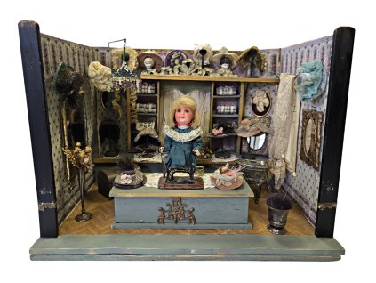 1. Starozitny detsky pokojicek prodejna kloboucnictvi starozitna panenka strozitne panenky starozitne hracky starozitnosti Antik Kureš puppenstube art deco muzeum hraček