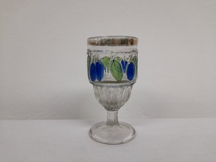 Grogovka se švestkami, sklenka, sklenička, švestky