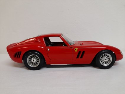 Model Ferrari GTO r.v. 1962, velikost 1/18