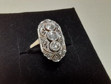 Art Deco dámský prsten s diamantem z roku 1925