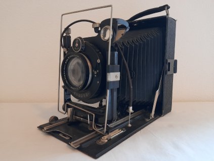 Velký fotoaparát Compur Jos. Schneider Kreuznach rok 1900 Welta