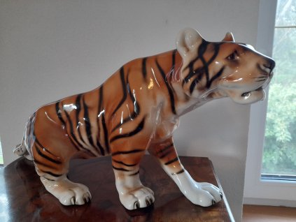 Velký porcelánový tygr Royal Dux