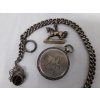 Stříbrné kapesní hodinky s řetízkem,  přívěsek kůň