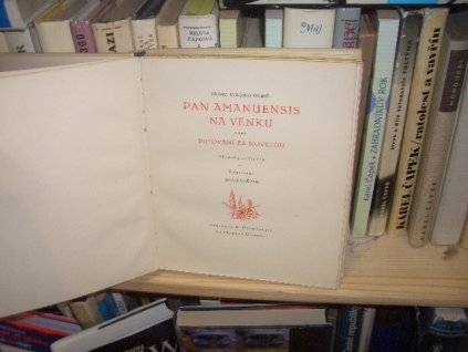 Pan Amanuensis na venku