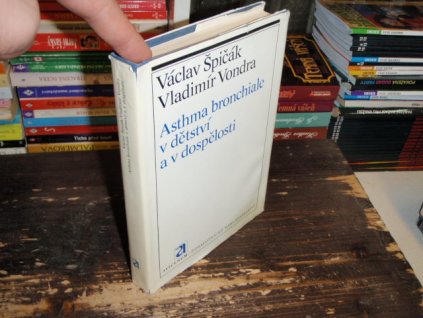 Asthma bronchiale v dětství a dospělosti
