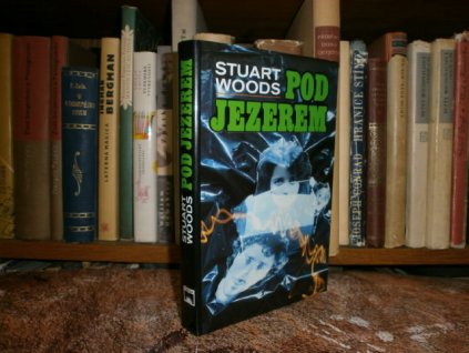 Pod jezerem