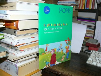 English Activity Book - Rok S Lucy a Fipsem