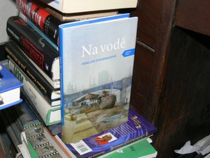 Na vodě