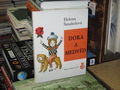 Dora a medvěd