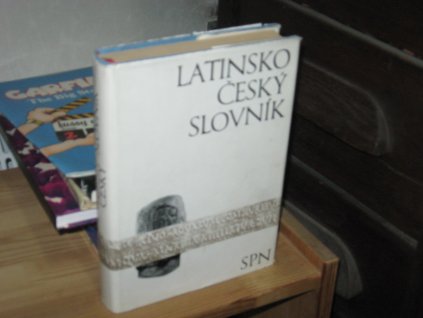 Latinsko-český slovník