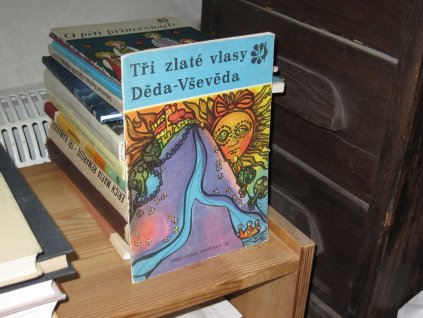 Tři zlaté vlasy Děda - Vševěda (Pírko ptáka Ohniváka č. 45)