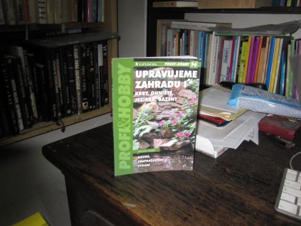 Upravujeme zahradu I - Krby, ohniště, jezírka, bazény