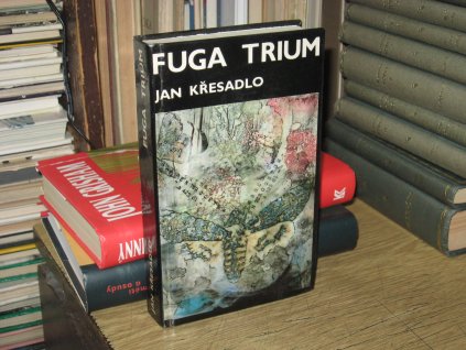 Fuga trium