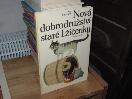 Nová dobrodružství staré Lžičenky