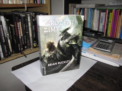 Zrození zimy (Svět bez bohů I.)