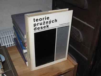 Teorie pružných desek
