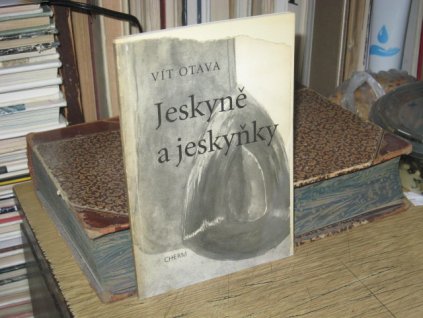 Jeskyně a jeskyňky