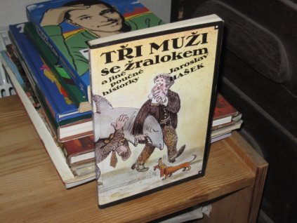 Tři muži se žralokem a jiné poučné historky