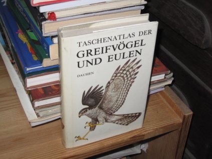 Taschenatlas der Greifvögel und Eulen