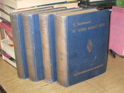 Ve stínu modré růže (Komplet - 4 svazky)