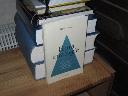Hora analogie