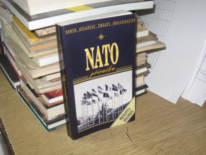 Příručka NATO