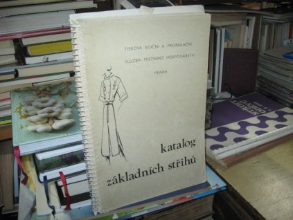 Katalog dámských základních střihů