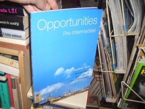 Opportunities Pre-Intermediate Students Book