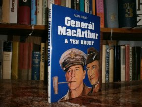 Generál MacArthur a ten druhý