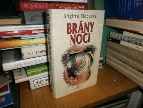 Brány noci