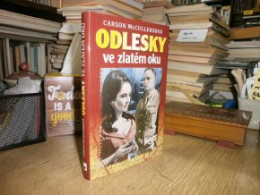 Odlesky ve zlatém oku