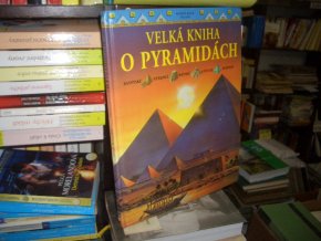 Velká kniha o pyramidách
