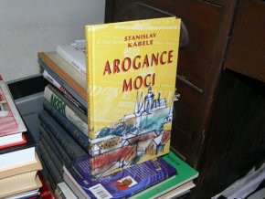 Arogance moci