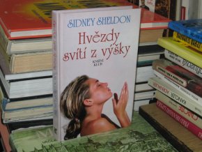 Hvězdy svítí z výšky