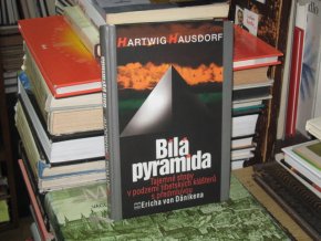 Bílá pyramida