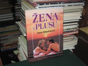 Žena v plusu