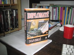 Diplomaté
