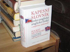 Kapesní slovník česko-anglický, anglicko-český s anglickou výslovností